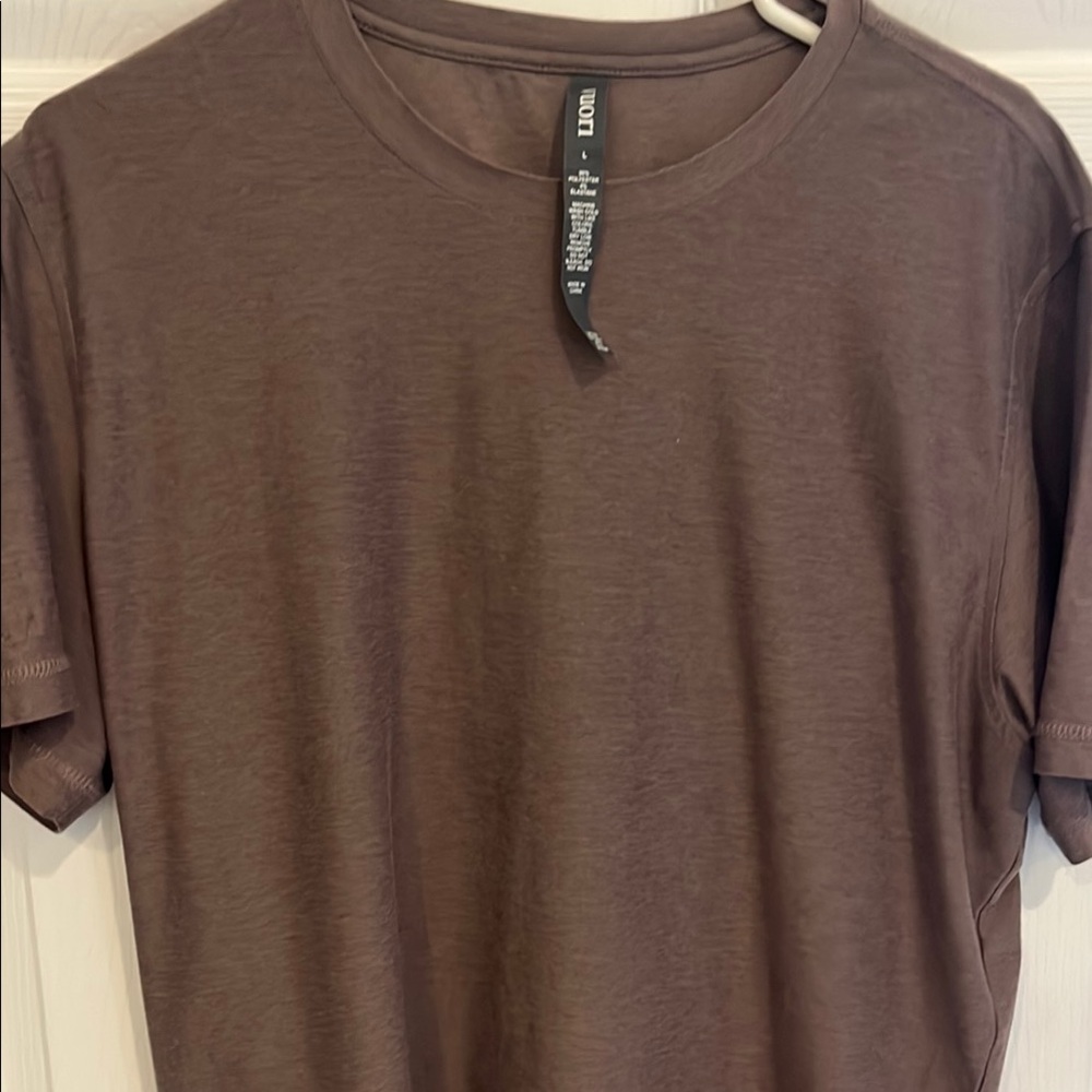 Vuori T -Shirt, Mens Large